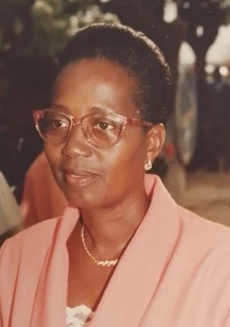 M’BAHIA OUSSOU AOU AGNES épouse ABOUANOU, Ex-Secrétaire de Direction à l’Assemblée Nationale à la retraite 