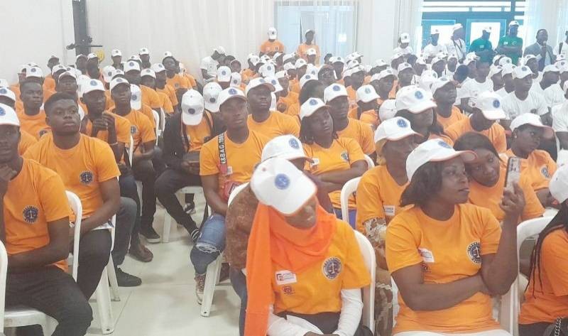 Des jeunes inscrits au programme saluent l'initiative. (Ph: Dr)