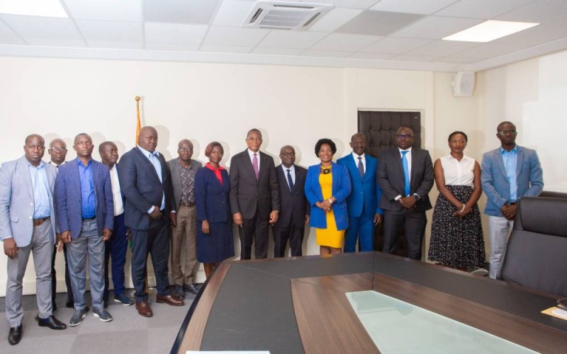 Le ministre Bruno Koné et des membres du consortium se félicitent de cette audience. (Ph: Dr)