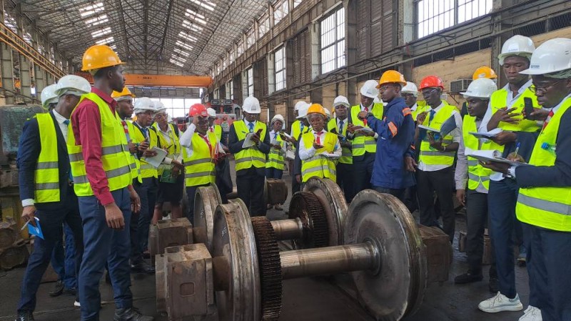 Visite des étudiants en métrologie de l'Inp-Hb à Sitarail. (Ph: Dr)