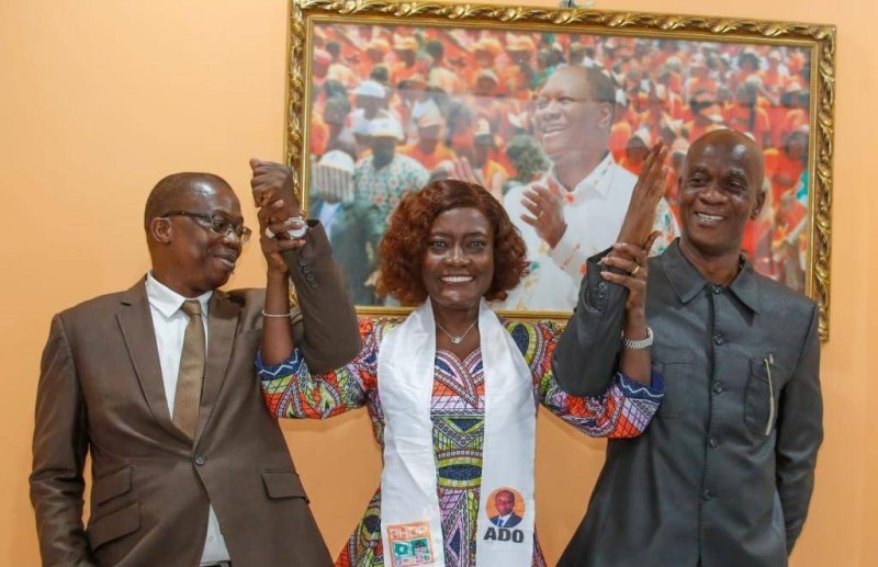 Les nouveaux adhérents du parti houphouetiste congratulé par le Pr Mariatou Koné