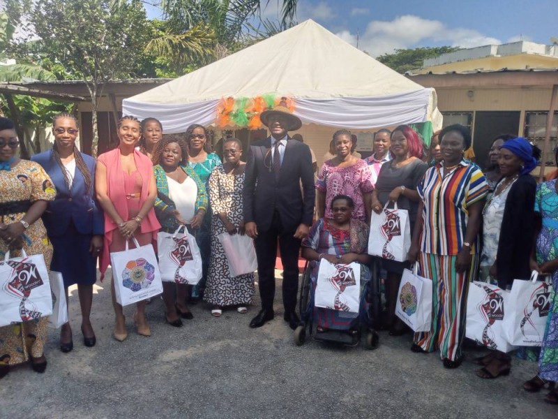 Le ministre Sidi Touré a invité les femmes au travail pour l’atteinte de l’objectif commune. (Franck YEO)