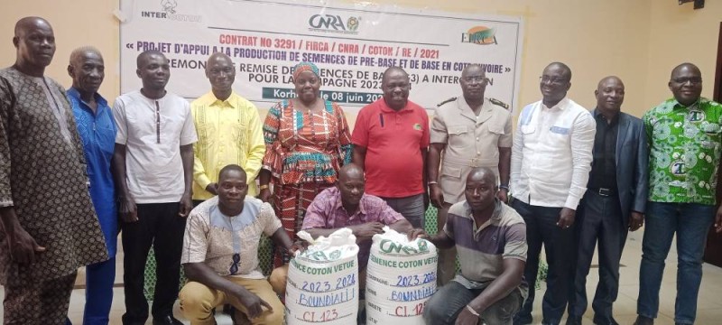 Il s'agit de soutenir les cotonculteurs pour une amélioration de leur production. (Ph: Dr)