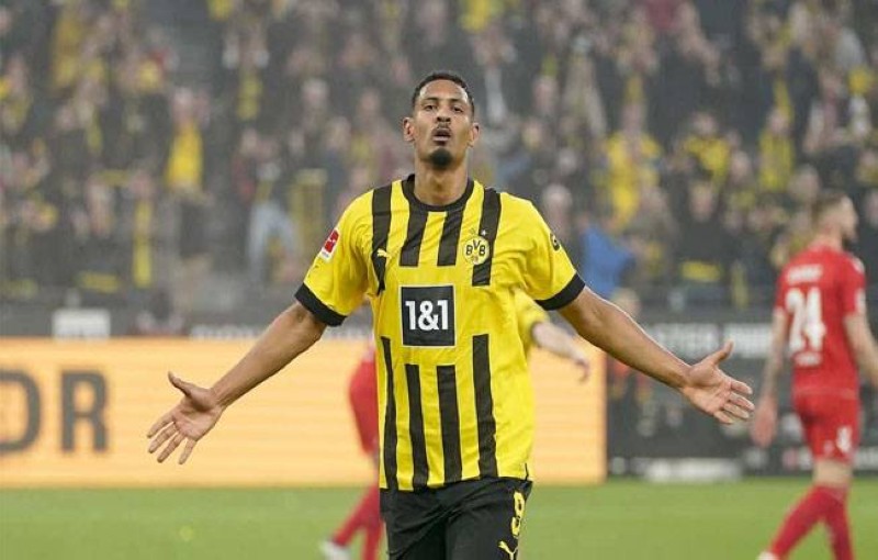 L'attaquant ivoirien honoré par son ancien club. (Ph: Dr)