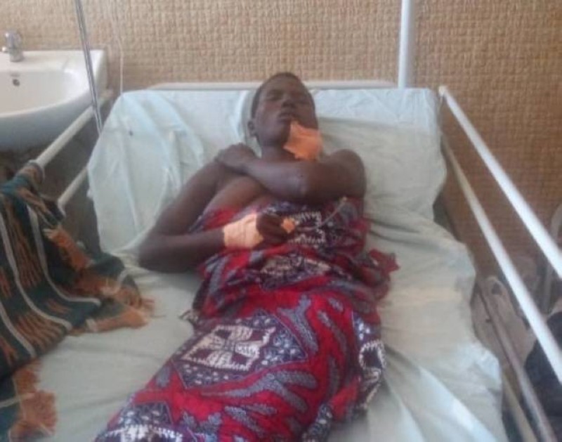 Après l'intervention chirurgicale, Kambou Hinamana en passe d'être libérée d'une souffrance de plus de 4 mois. (Dr)
(PHOTO: DR)