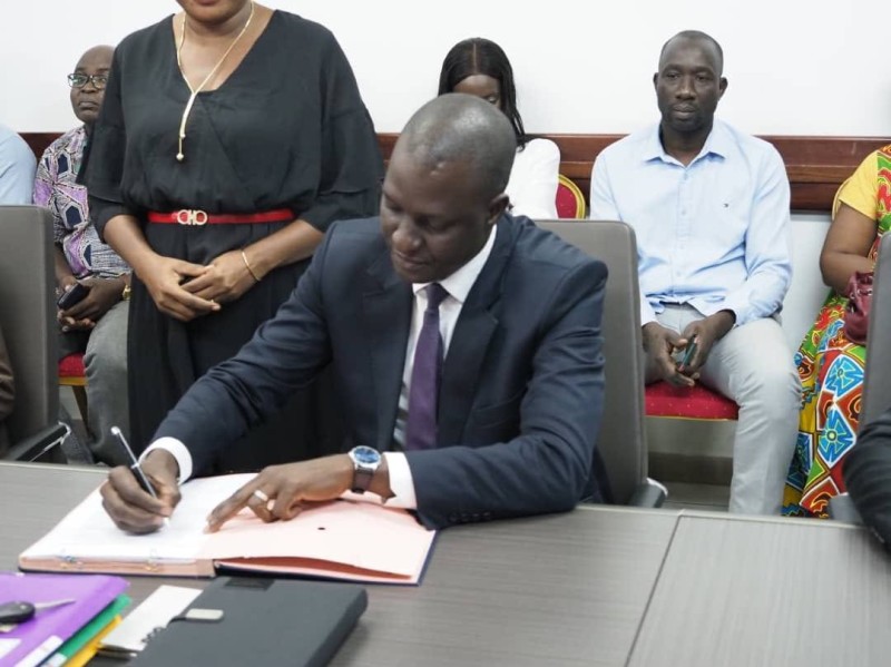 Le professeur Bafétigué Ouattara est engagé à contribuer à l’essor et à l’éclosion de la recherche scientifique dans ce domaine.