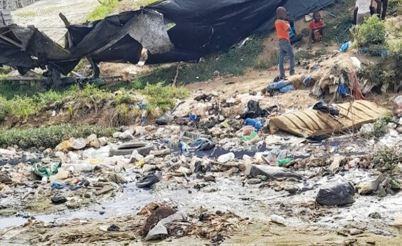 La gestion des eaux usées et des ordures reste un défi à relever à N'Dotré. (Ph: Dr)