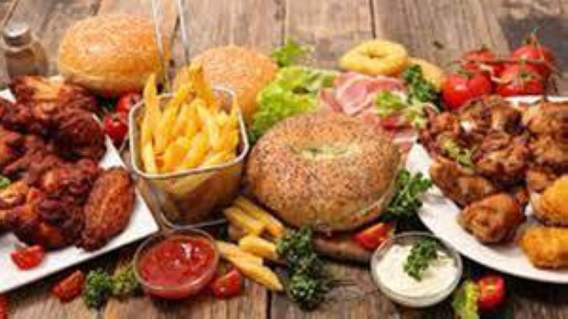 Malbouffe: Ph: DR)