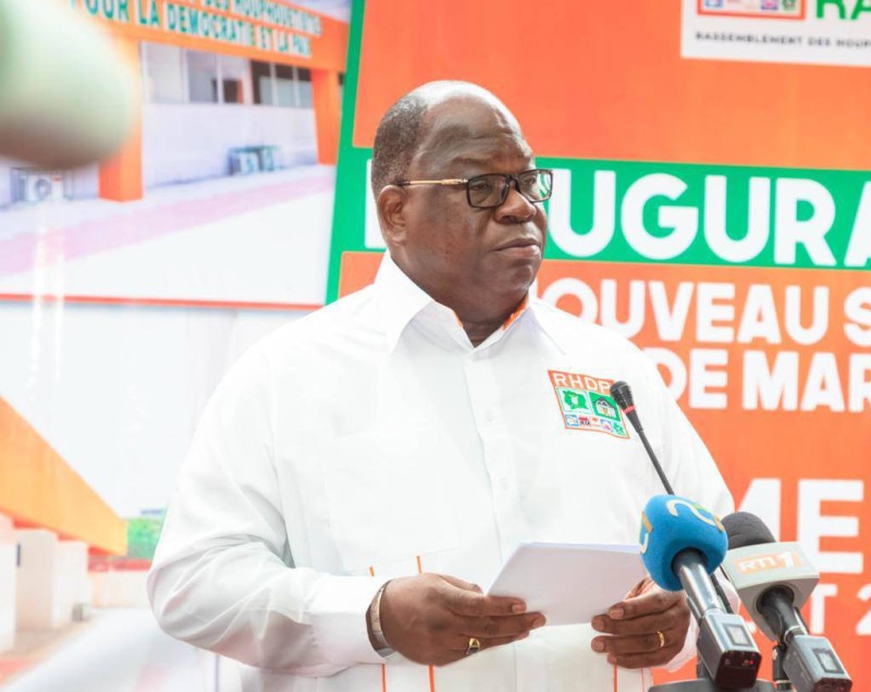 Le ministre Laurent Tchagba,candidat du Rhdp à Marcory
