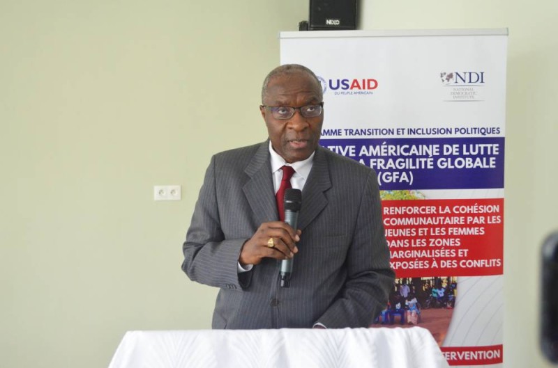 Dr Chris Fomunyoh - Directeur Afrique du NDI