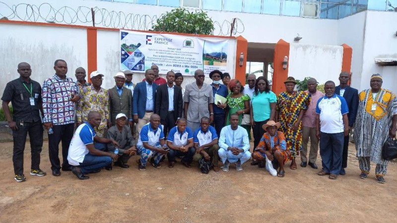 Les participants à l'atelier de présentation du projet.