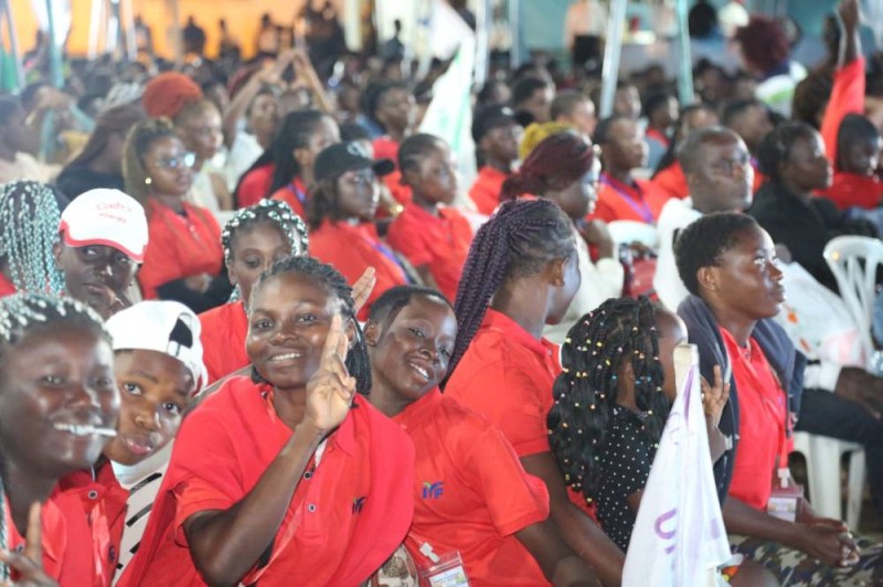Des jeunes très enthousiastes saluent l'initiative de l'Ong (Ph: Dr)