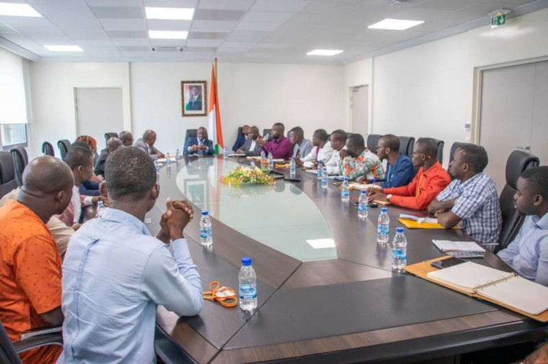 Adama Diawara et les étudiants. (Ph: Dr)