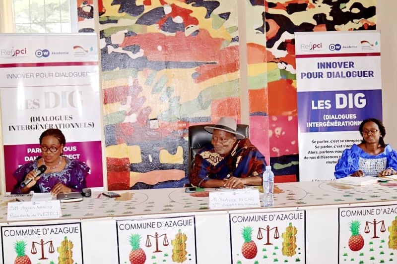 Les populations ont pu échanger sur leurs difficultés de communication. (Ph: Dr)
