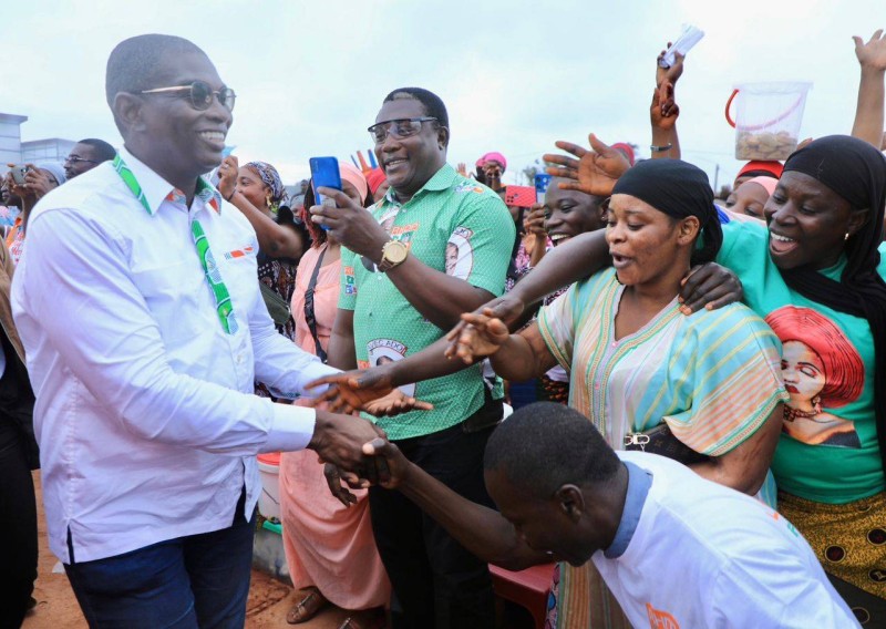 L'expression de la forte communion entre les populations et le candidat du Rhdp aux municipales à San Pedro. (Ph: Dr)