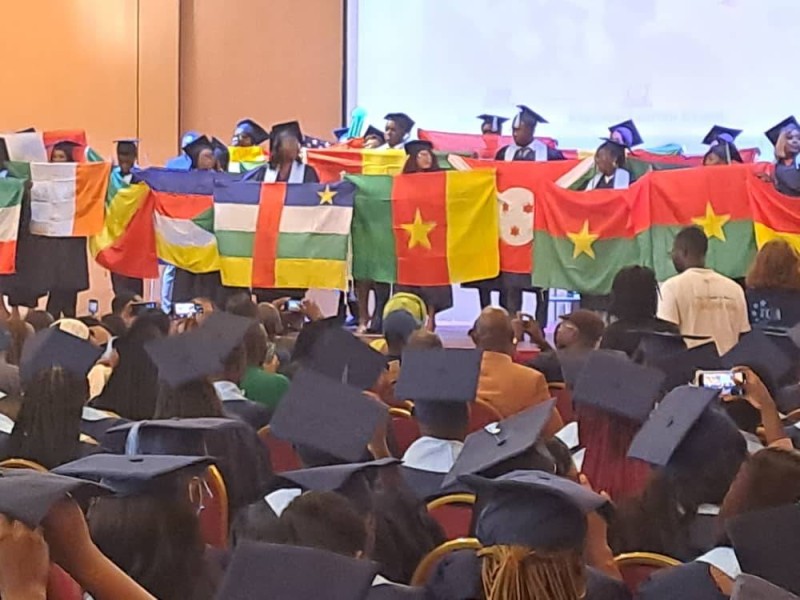 Cérémonie de graduate à l'Iua