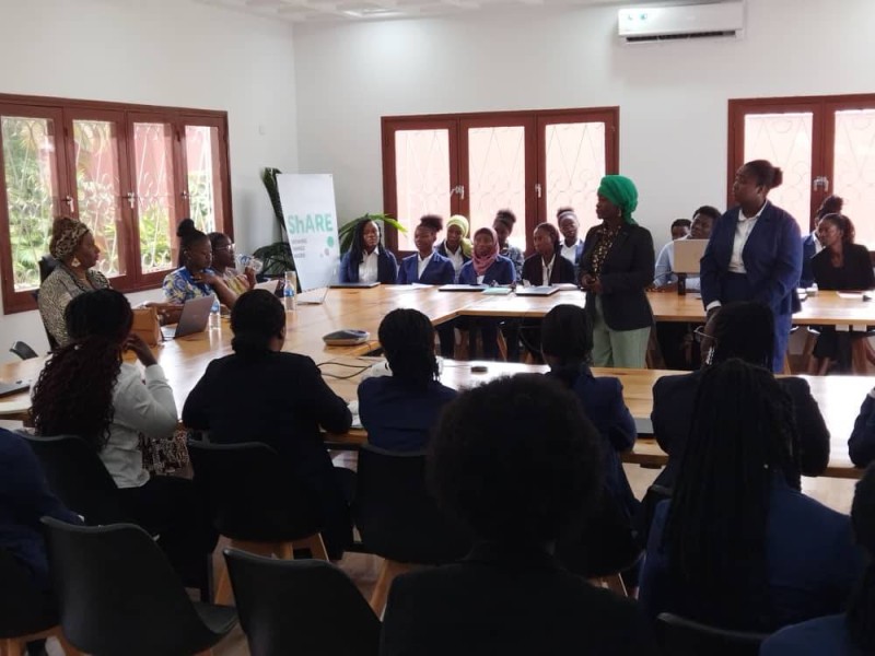 Légende : Des étudiantes ont fait montre de leur talent entrepreneurial au cours de la demi-final (DR)