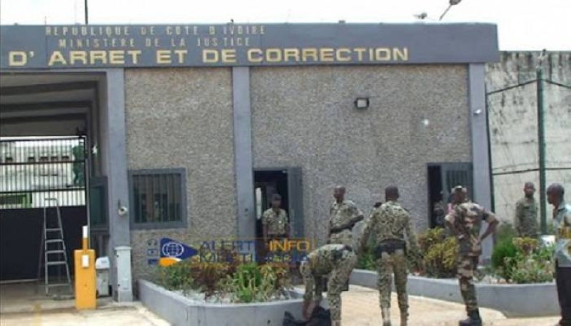 MACA-maison-darret-prisonniers