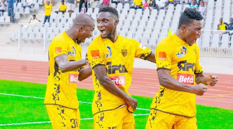 Des joueurs de l'Asec Mimosas jubilant après une victoire. (Ph: Dr)