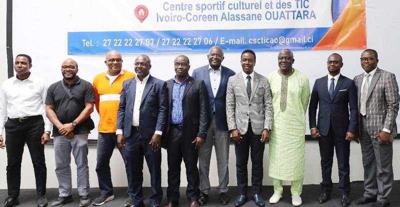 Conférenciers, représentants du ministère des Sports et du Comité national olympique ont aimé cette initiative des responsables du Cscticao. (Ph: Dr)