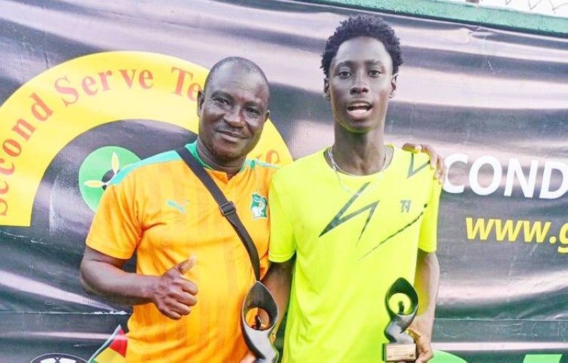 Francky Hoimian (à droite) et son coach Koffi Gethème. (Ph: Dr)