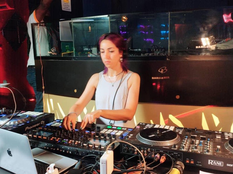 L'une des dames DJ en course pour cette édition maghrébine.
