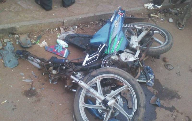 Vu la violence du choc, le motocycliste a été tué sur le champ. (Ph: Dr)