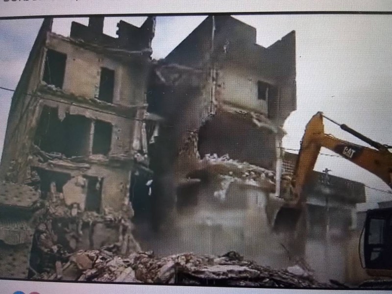 L'immeuble en démolition. (Ph: Dr)
