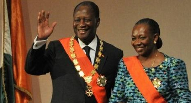 Le président de la République Alassane Ouattara et la Grande Chancelière Honoraire Henriette Dagri Diabaté.
