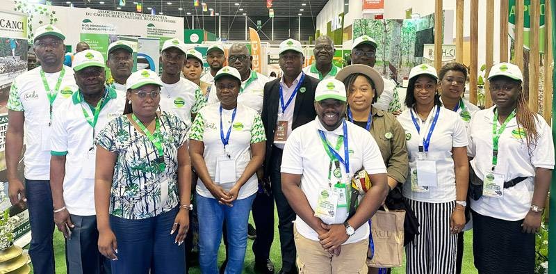 Photo de famille de quelques membres du personnel de l'Apromac au SARA 2023. (Ph: Dr)