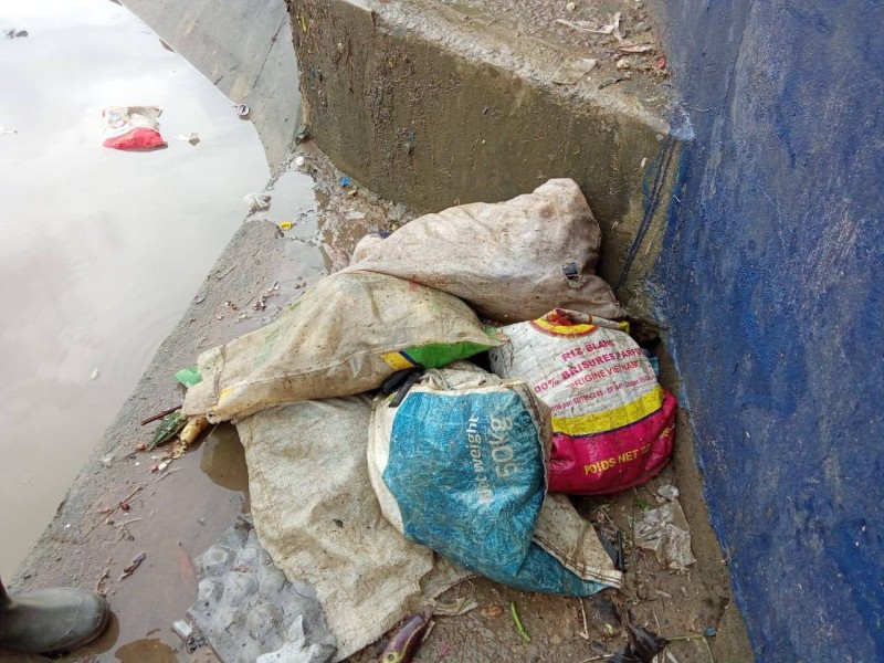 Des sacs de dechets menagers (Photo Bavane)
