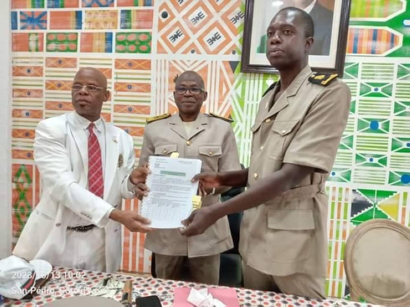 Une délégation spéciale dirigée par Ousmane Coulibaly, préfet de région, préfet de San Pedro, avec à ses côtés d’autres membres du corps préfectoral de San Pedro, a pris les rênes de la mairie de la ville (DR)
