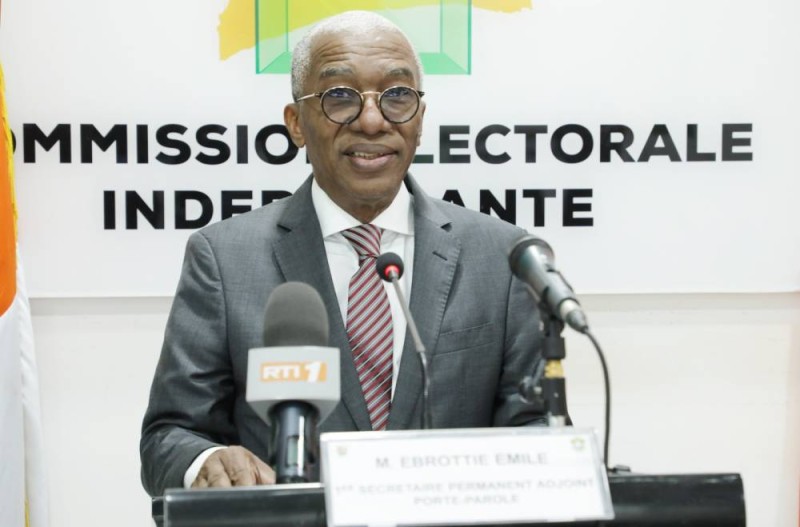 Le porte parole de  la Cei, Emile Ebrottié. (DR)