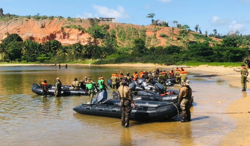 Opération aéronavale et amphibie 2