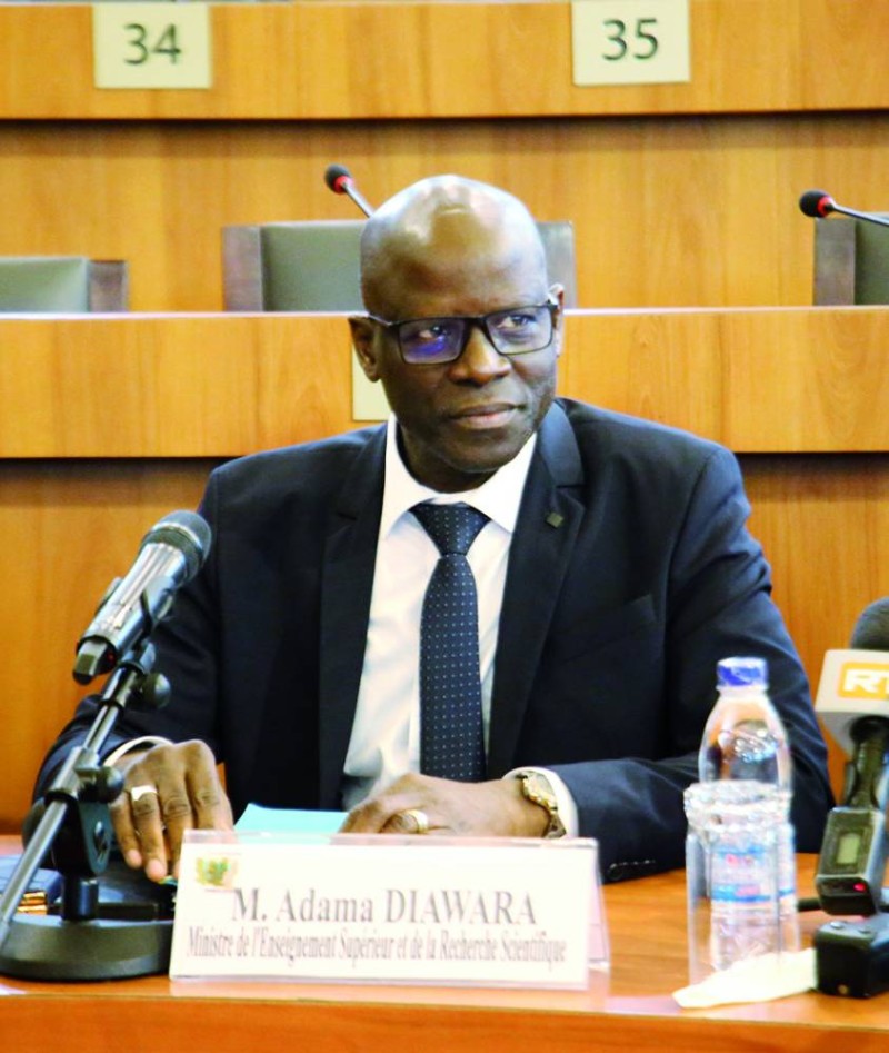 Adama Diawara, ministre de l'Enseignement supérieur et de la Recherche scientifique, était face aux députés pour défendre le budget 2024.