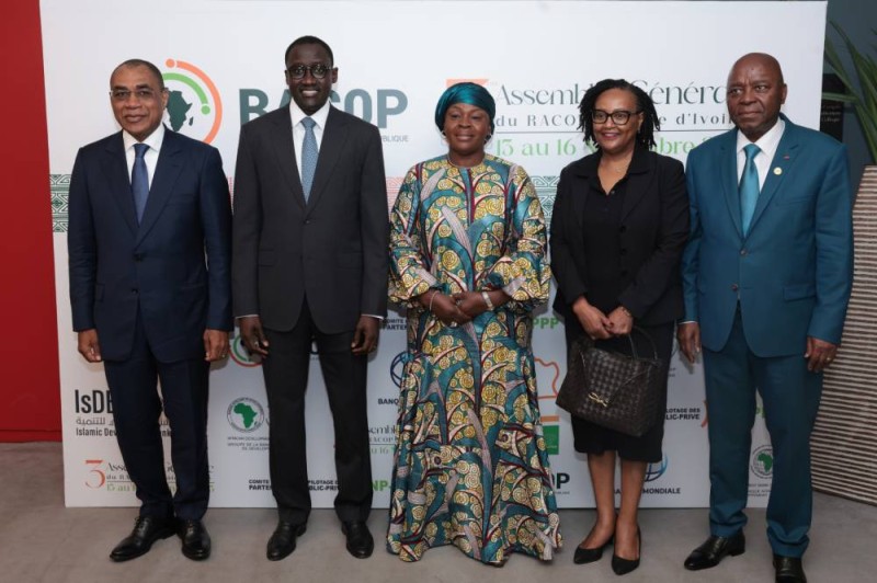 La présidente du Racop, par ailleurs présidente du conseil de régulation de l’Autorité nationale de régulation des marchés publics (Anrmp), Massanfi Bamba Diomandé, a fait savoir d’emblée que le Racop est une plateforme de réseautage et d’apprentissage des organes en charge de la gestion des systèmes de la commande. (DR)