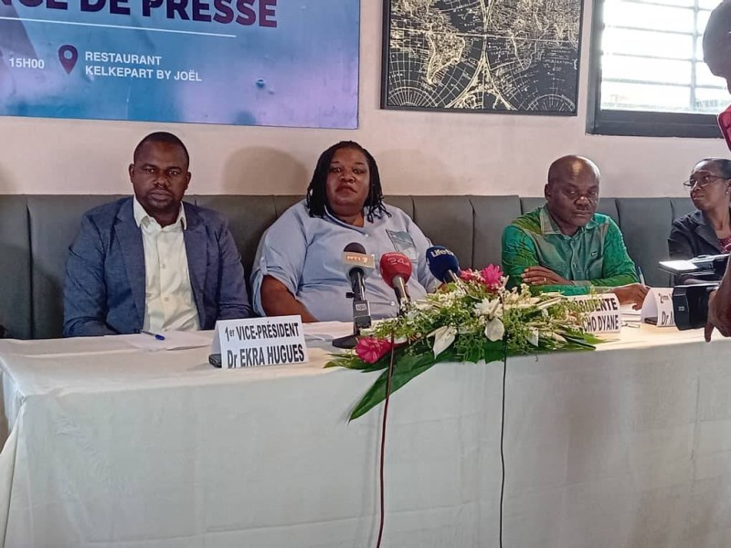 La présidente de la Simgef, Dr N'Cho Dyane (au centre), appelle à une adhésion massive de ses pairs. (Ph: Dr)