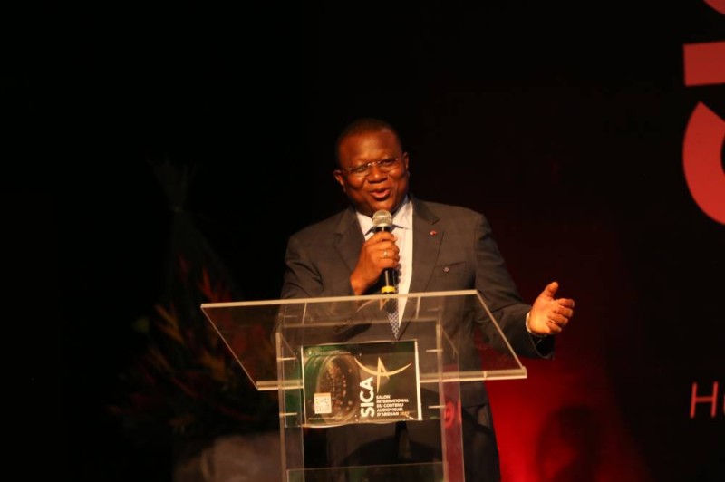 Le ministre de la Communication Amadou Coulibaly, a évoqué les enjeux du salon. (SEBASTIEN KOUASSI)