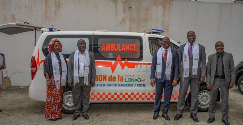 L'ambulance offerte à la Maison de la presse. (Ph: Dr)