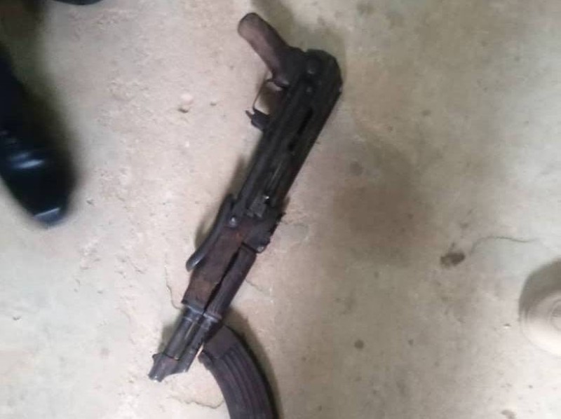 L'une des armes que possédaient ces trois individus. (pH: Dr)