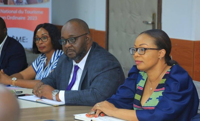 Mme Isabelle Anoh, Directrice générale de loisirs au 1er plan