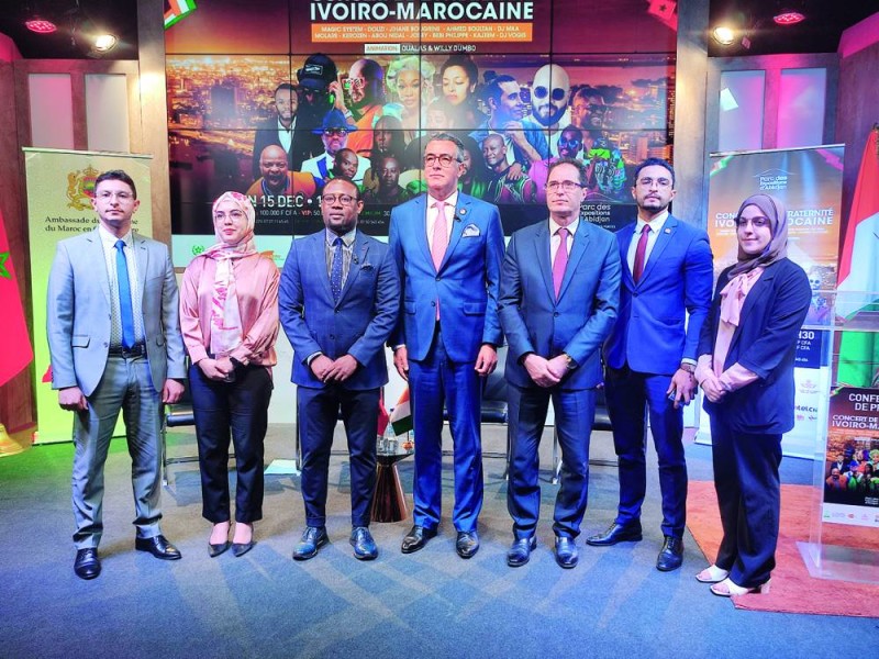 Abdelmalek Kettani, ambassadeur du Royaume du Maroc en Côte d'Ivoire (au centre) a lancé un appel à la mobilisation. (DR)