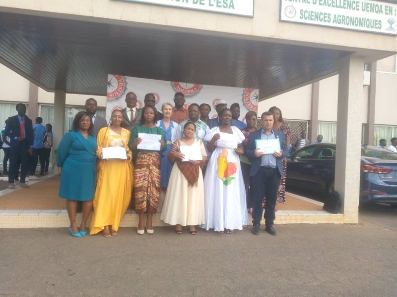 Les lauréats venus de différents pays d'Afrique ont reçu un appui financier du Fonds Pierre Castel pour booster leurs activités. (Ph: Dr)