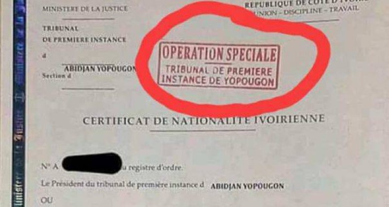 Une copie de certificat de nationalité falsifié.