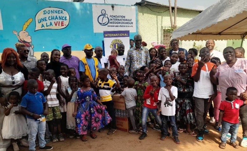 Le Lions club Abidjan Akwaba a cadeauté de nombreux enfants