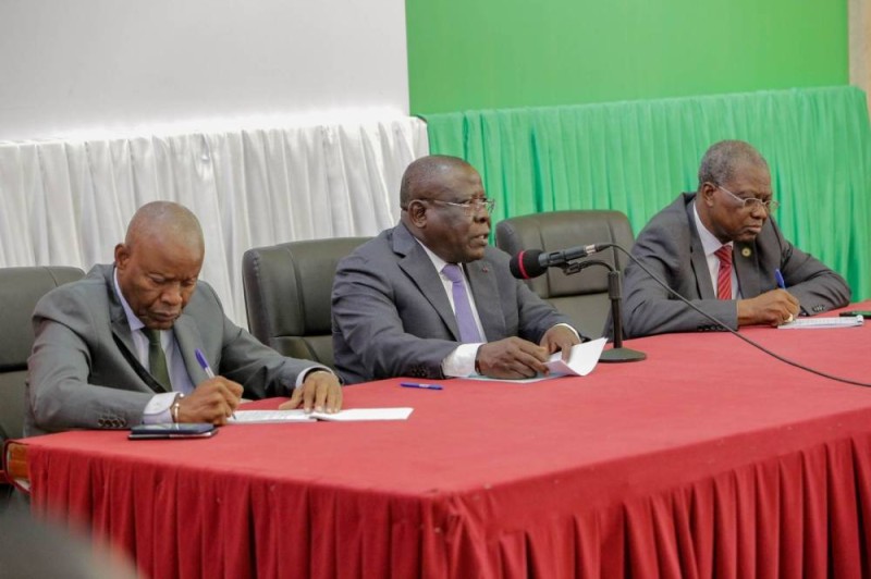 Cissé Bacongo s'est exprimé lors d'une rencontre avec ses collaborateurs du District. (Dr)