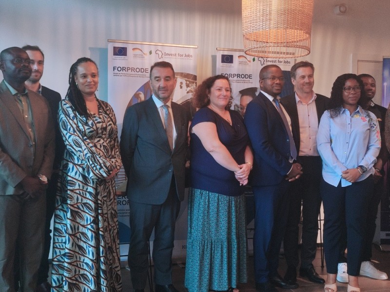 Les promoteurs du programme lors de la cérémonie de lancement. (Ph: Dr)