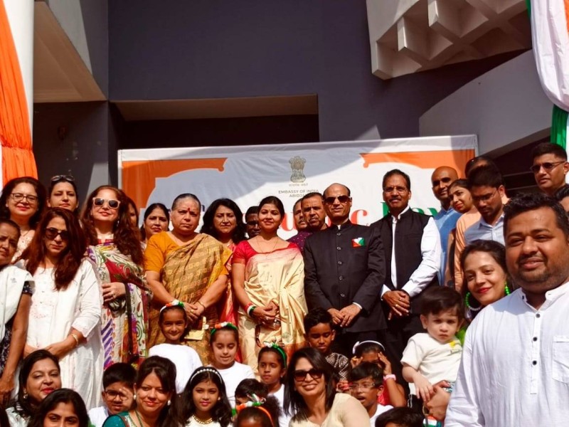 La communauté indienne et l'ambassadeur. (Ph: Dr)