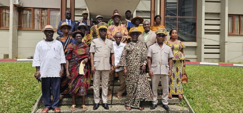 Le chef de village a bénéficié du soutien des autorités préfectorales et des doyens du village. (Ph: Dr)