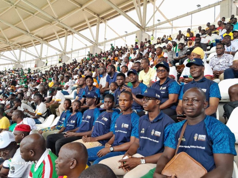 Des milliers de jeunes assistent à des matchs grâce à AGL. (Ph: Dr)